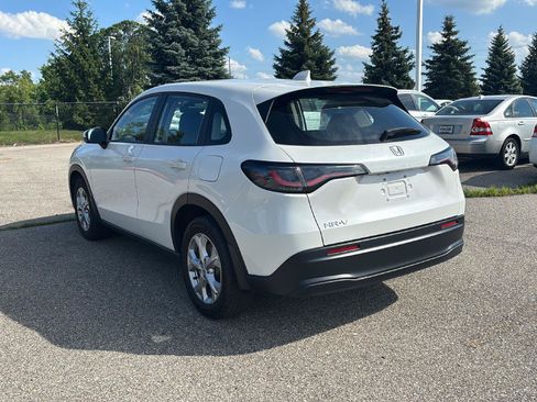 Used 2025 Honda HR-V LX image 21