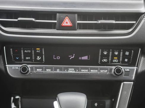 Certified 2024 Kia Seltos SX w/ SX Sunroof Package AWD/4WD image 14