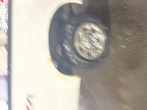 Used 2016 Ford F250 XLT w/ XLT Premium Package image 10