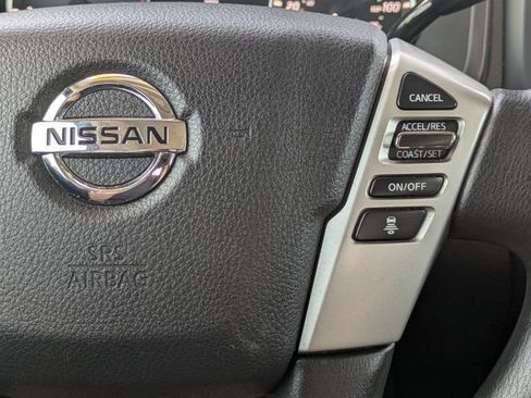 Used 2022 Nissan Titan SV RWD image 27