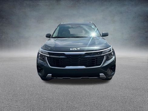 New 2026 Kia Seltos EX FWD image 8