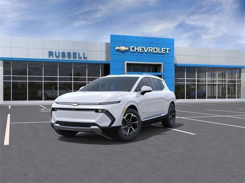 New 2025 Chevrolet Equinox EV LT image 8