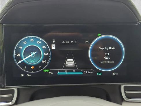 Used 2025 Hyundai Elantra Limited FWD image 11