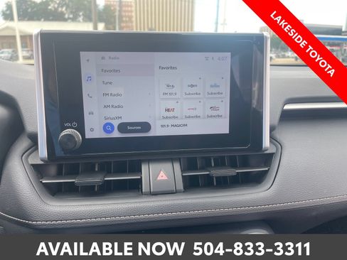 Used 2024 Toyota RAV4 XLE FWD image 26