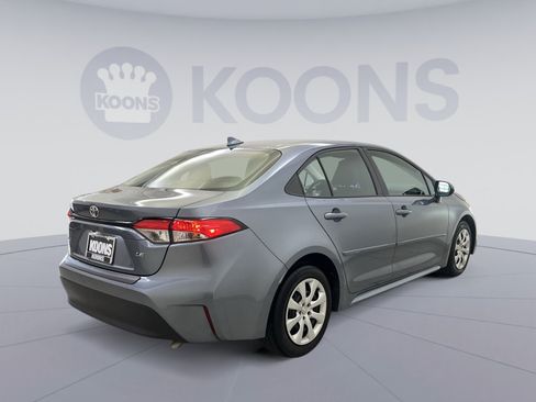 Used 2024 Toyota Corolla LE FWD image 8