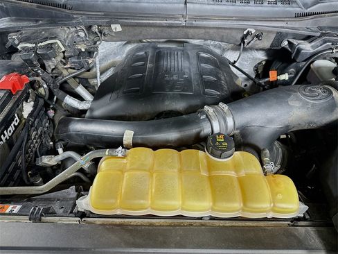 Used 2016 Ford F150 XLT w/ Equipment Group 302A Luxury image 32