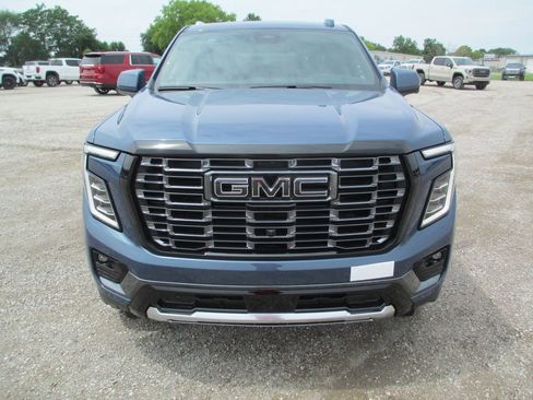 New 2026 GMC Yukon XL Denali Ultimate AWD/4WD image 10