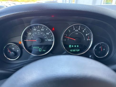 Used 2017 Jeep Wrangler Sport AWD/4WD image 16