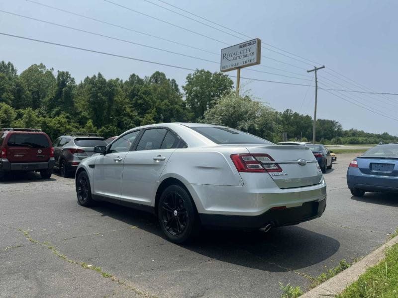 Used 2016 Ford Taurus SEL FWD image 7