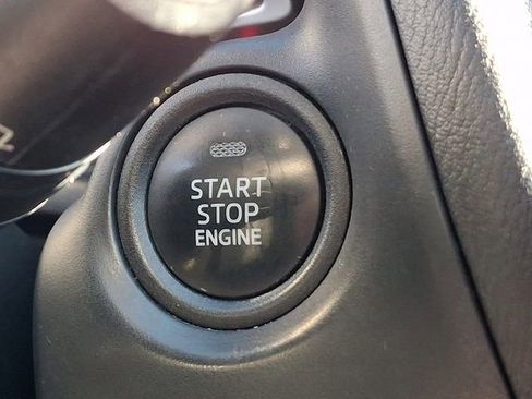 Used 2016 MAZDA MAZDA3 i Touring image 24