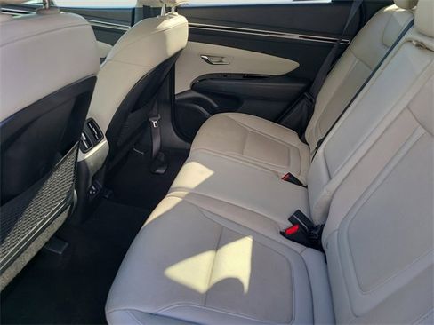 Used 2024 Hyundai Tucson Limited image 14