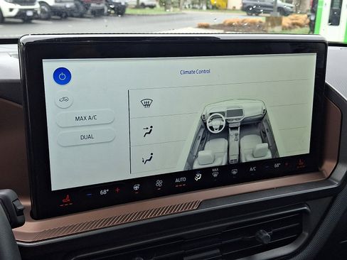 Used 2025 Ford Bronco Sport Outer Banks w/ Outer Banks Tech Package+ image 16