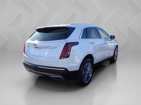 Certified 2023 Cadillac XT5 Premium Luxury w/ Platinum Package image 5