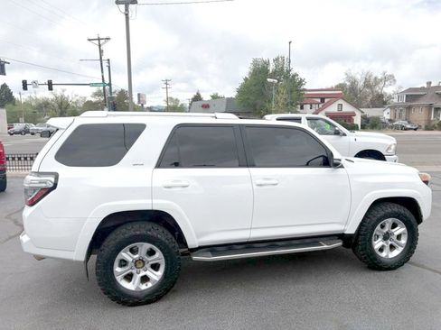 Used 2015 Toyota 4Runner SR5 Premium AWD/4WD image 8
