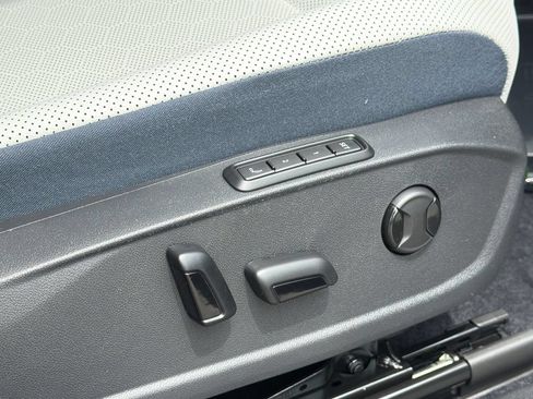 New 2026 Volkswagen ID.4 Pro S Plus AWD/4WD image 16