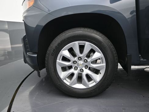 Used 2021 Chevrolet Silverado 1500 Custom image 13