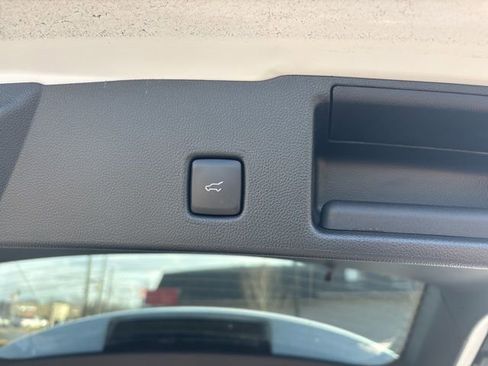 Used 2023 Ford Escape Active image 14