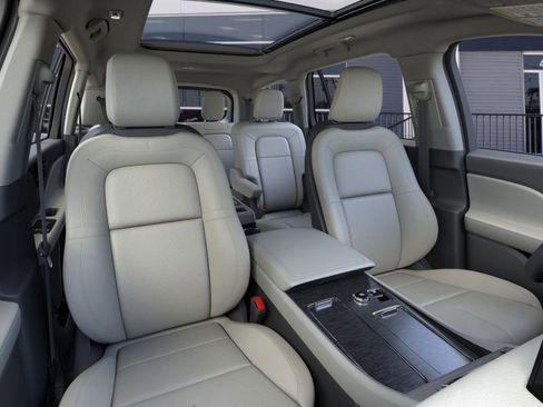 New 2026 Lincoln Aviator Reserve w/ Jet Appearance Package image 10