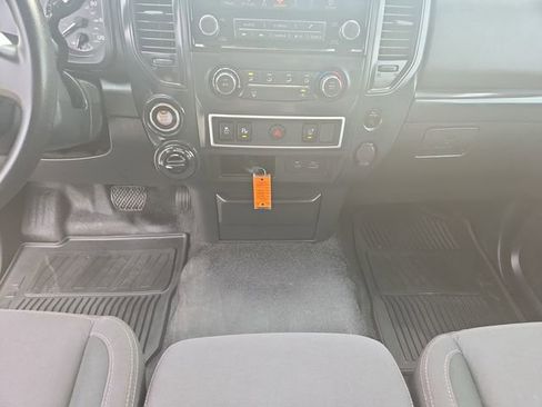 Used 2022 Nissan Titan S w/ S Utility Package image 11