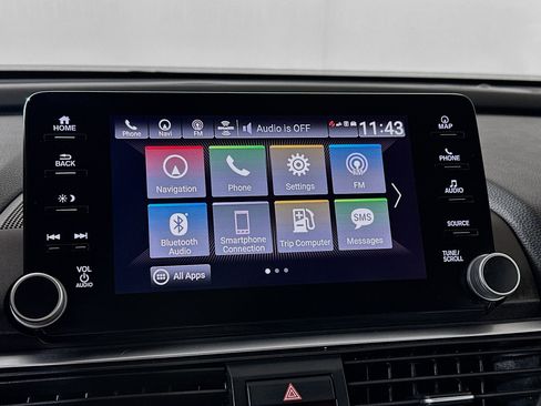 Used 2018 Honda Accord Touring image 15