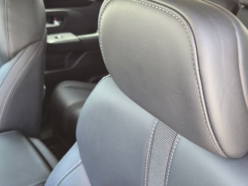 Certified 2024 Honda Pilot EX-L image 11