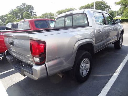 Used 2018 Toyota Tacoma SR w/ SR Convenience Package RWD image 6