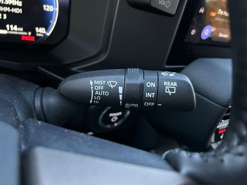 Used 2025 Toyota Land Cruiser image 21