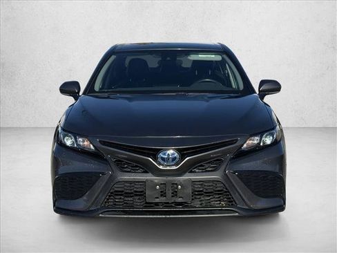 Used 2024 Toyota Camry SE w/ Cold Weather Package image 2
