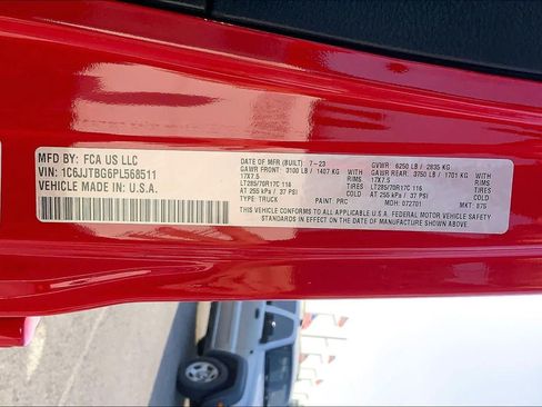 Used 2023 Jeep Gladiator Rubicon w/ LED Lighting Group AWD/4WD image 37