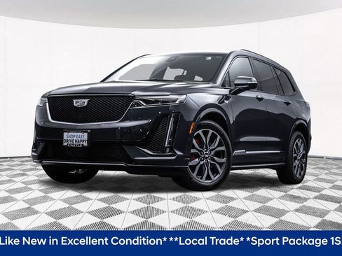 Used 2023 Cadillac XT6 Sport w/ Technology Package image 2