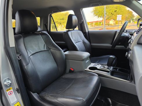 Used 2010 Toyota 4Runner SR5 RWD image 16