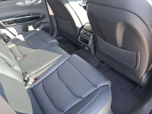 Certified 2025 Genesis GV70 2.5T image 8