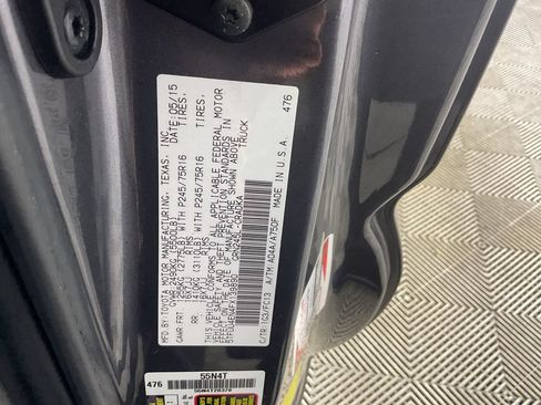 Used 2015 Toyota Tacoma 4x4 Access Cab V6 w/ SR5 Package image 22
