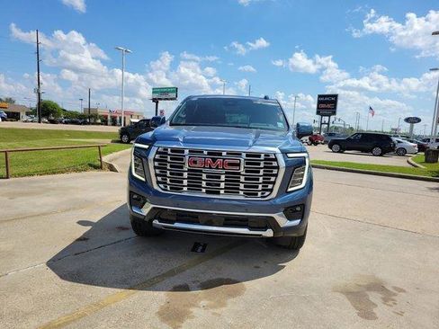 New 2026 GMC Yukon XL Denali w/ Sun & Power Step Package RWD image 2