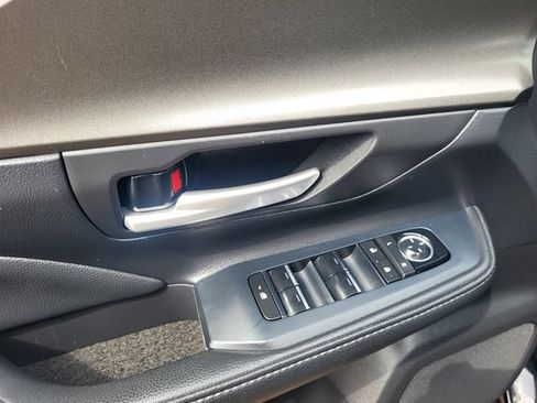 Used 2025 Toyota Grand Highlander AWD image 13
