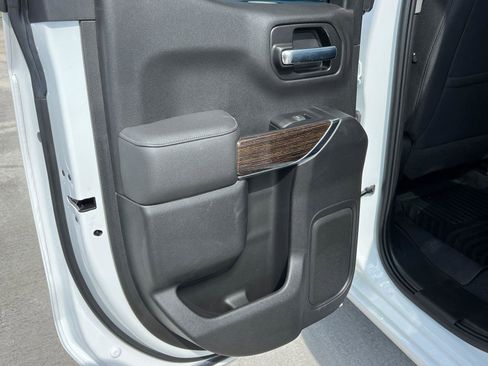 Used 2022 GMC Sierra 1500 SLE RWD image 21