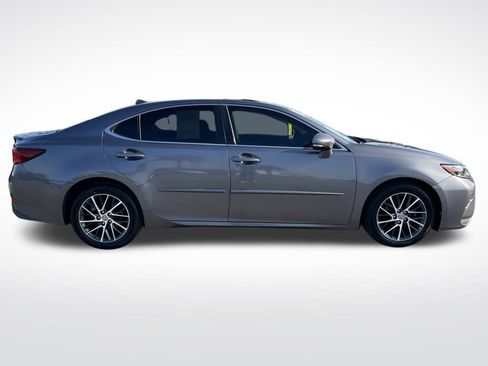 Used 2017 Lexus ES 350 image 11