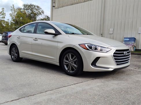 Used 2018 Hyundai Elantra SEL w/ Cargo Package image 13