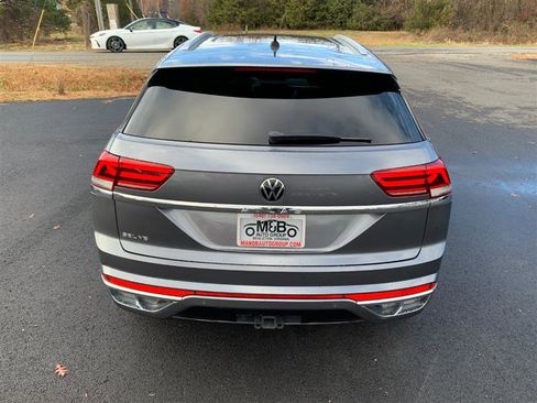Used 2020 Volkswagen Atlas Cross Sport SEL Premium R-Line image 10