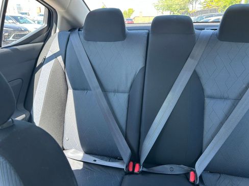 Used 2025 Nissan Versa SV FWD image 34