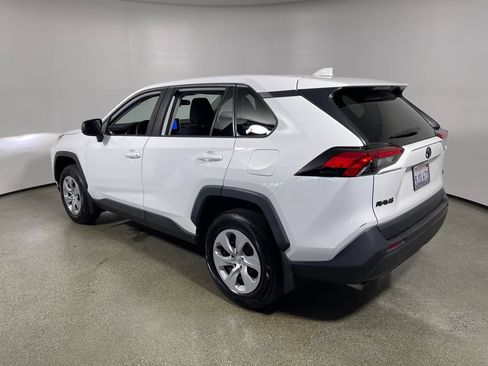 Certified 2023 Toyota RAV4 LE FWD image 5