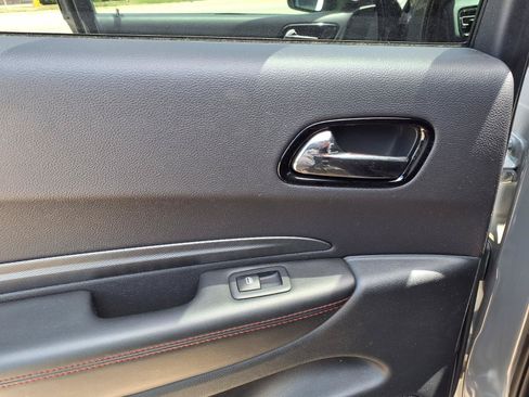Used 2025 Dodge Durango GT RWD image 8
