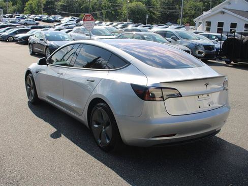 Used 2018 Tesla Model 3 RWD image 4