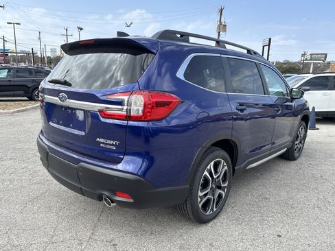 New 2026 Subaru Ascent Limited image 3