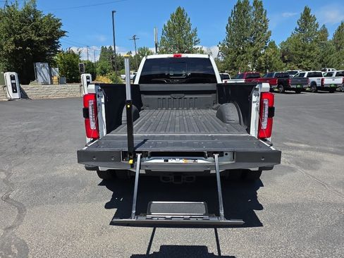 Certified 2024 Ford F450 Platinum w/ FX4 Off-Road Package AWD/4WD image 10