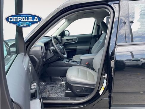 Used 2025 Ford Bronco Sport Badlands image 11