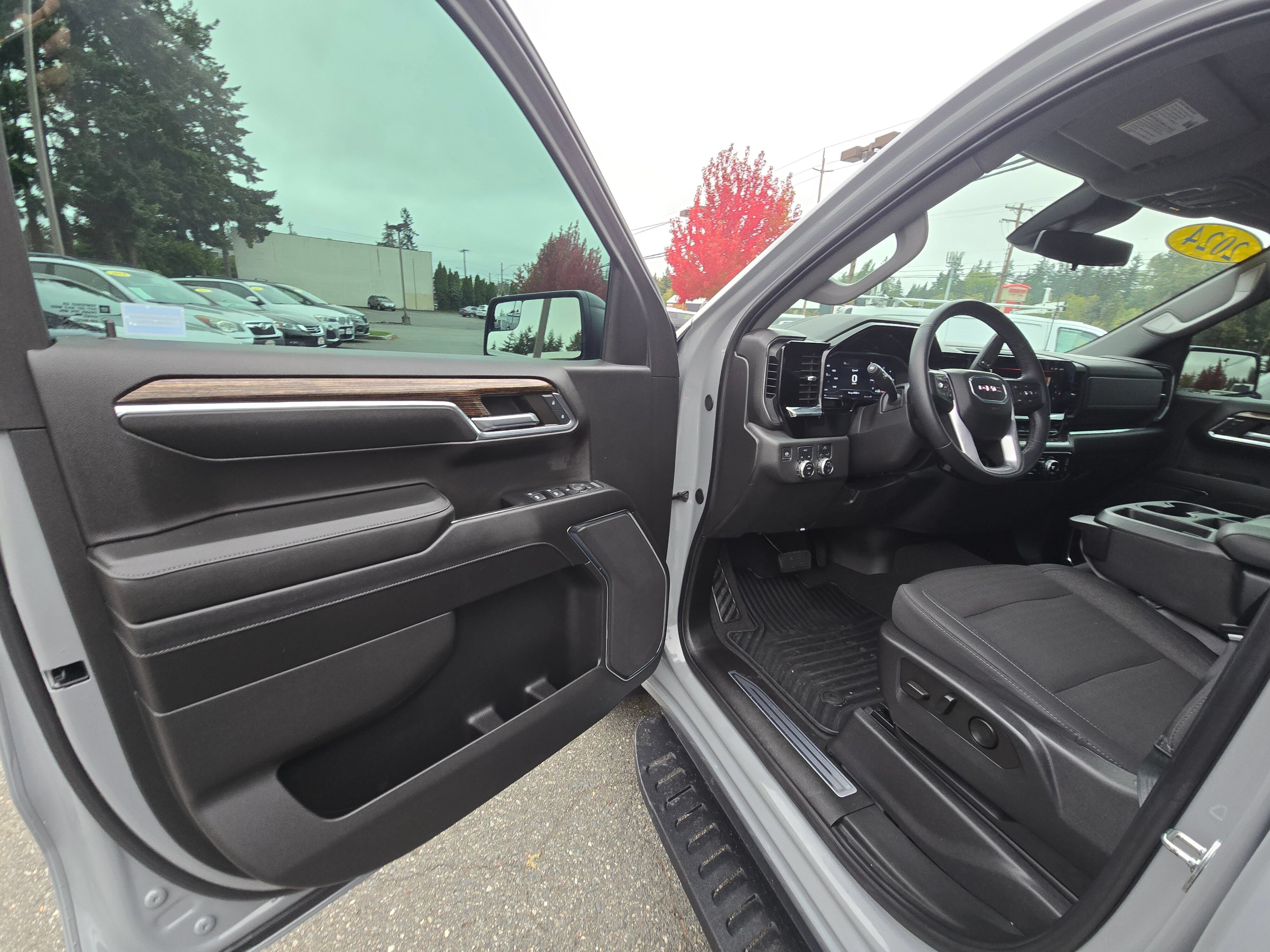 Used 2024 GMC Sierra 1500 Elevation AWD/4WD image 20