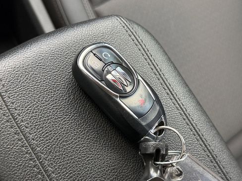 Used 2025 Buick Encore GX Preferred FWD image 21