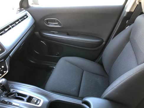 Used 2017 Honda HR-V EX image 23