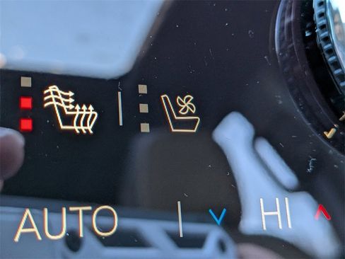 Used 2026 GMC Acadia Denali Ultimate image 26